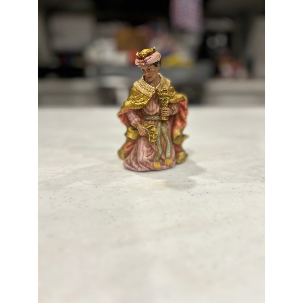 Vatican Library Collection Balthazar Nativity Christmas Wise Man Gold Pink 4.5"